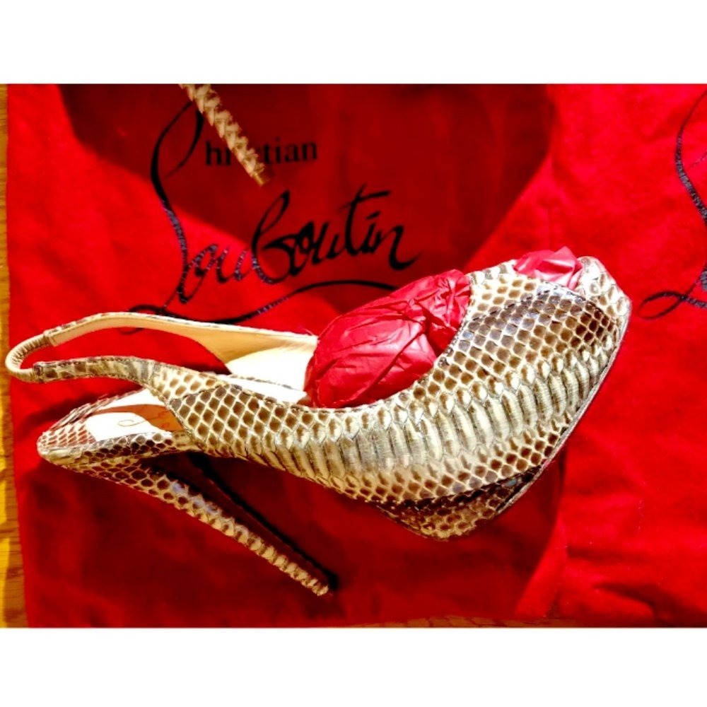 CHRISTIAN LOUBOUTIN HEELS VENDOME‎ SNAKESKIN PLATFORM SLING-BACK 37 RED BOTTOMS